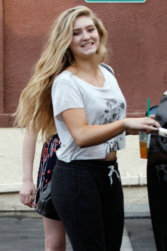 Willow_Shields_36.jpg