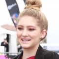 Willow_Shields_08.jpg