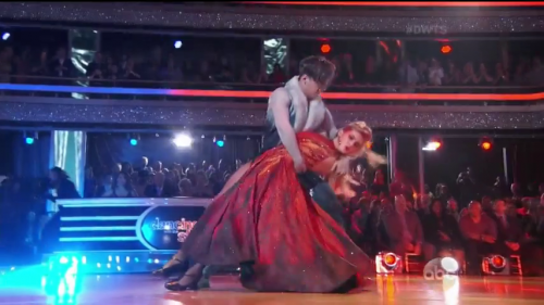 DWTS2015-03-30-21h15m00s101.png