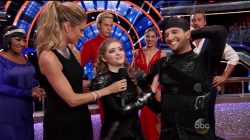 DWTS2015-04-07-19h53m11s158.png