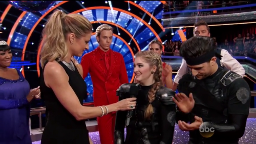 DWTS2015-04-07-19h53m23s27.png