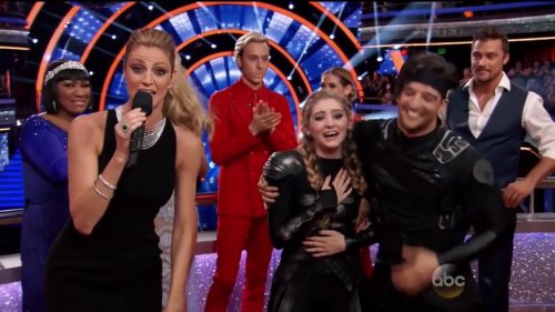 DWTS2015-04-07-19h54m42s53.png