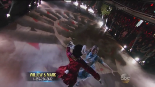DWTS2015-04-13-20h29m50s137.png