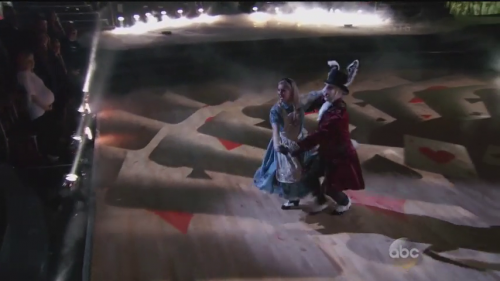 DWTS2015-04-13-20h30m52s243.png