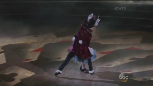 DWTS2015-04-13-20h30m59s55.png