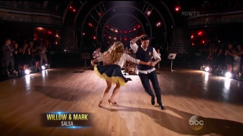 DWTS2015-04-20-19h48m25s118.png