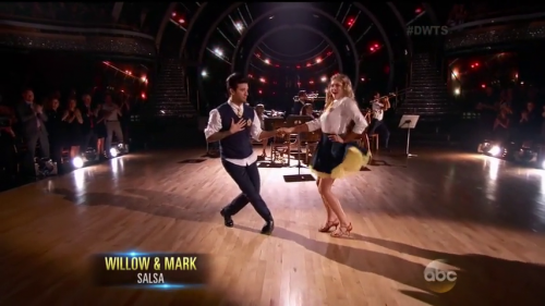DWTS2015-04-20-19h48m31s174.png