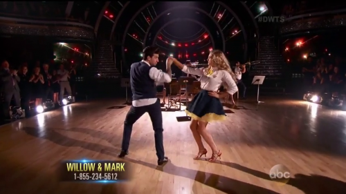 DWTS2015-04-20-19h48m33s202.png