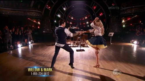 DWTS2015-04-20-19h48m37s241.png