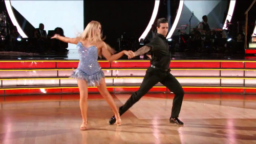 DWTS2015-04-28-23h20m10s194.png