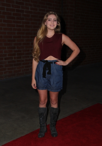 Willow_Shields_16.jpg